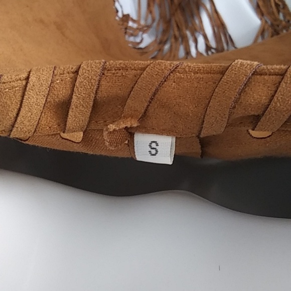 Fake suede halter /swim top  $28 + free scarf ,hat or belt Enjoy 5 - Picture 6 of 13